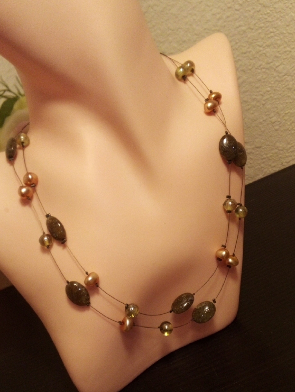 Elegant Multistrand Green and Gold Beaded Necklace - Women Jewelry